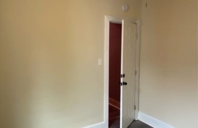 144 West Jackson Street - B Gallery 3