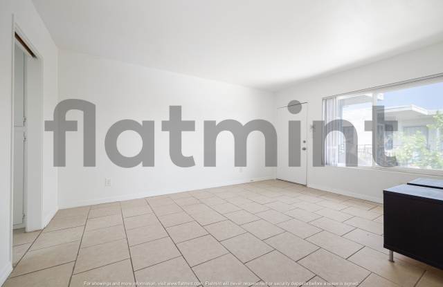 3848 42nd Street - 17 photos photos