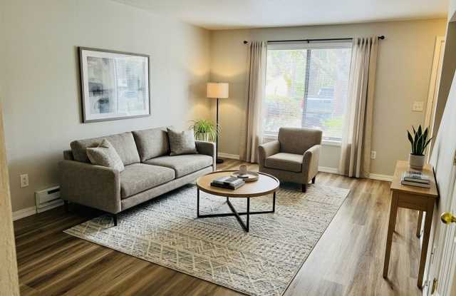 *$1,000 off second full month of rent!* Wonderful Wilsonville Townhouse photos photos