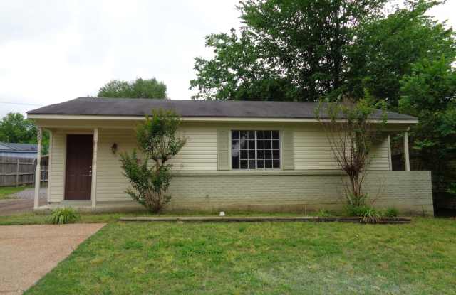 1699 Whitehead Dr Southaven, MS photos photos