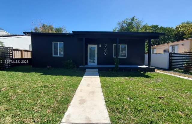 238 NW 45th St photos photos