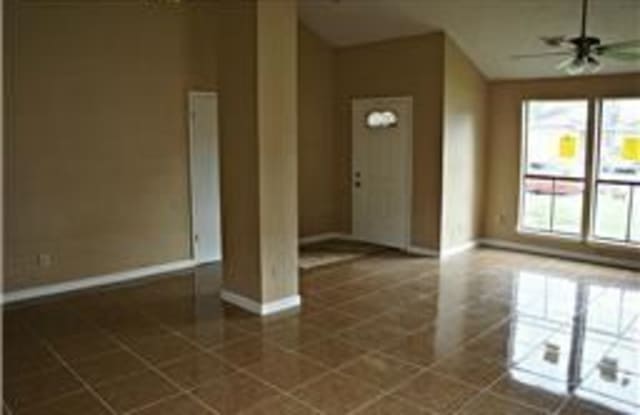 11706 Spring Grove Dr Gallery 3