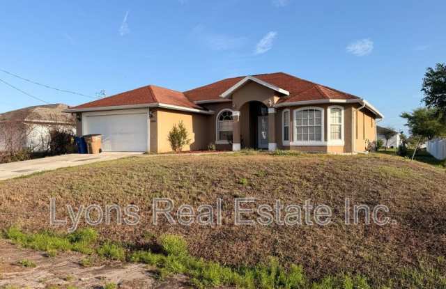 3808 25th St SW photos photos