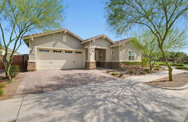 2024 W ANDALUSIAN Trail W Gallery 2