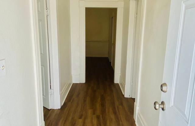 **Summer 2027 - Reserve Now** Updated House in Downtown Chico Gallery 4