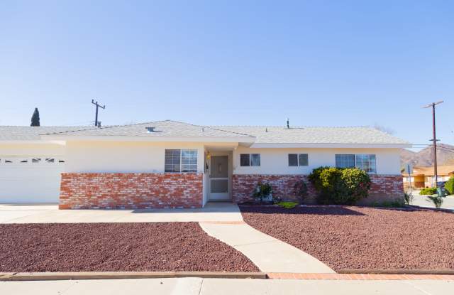 291 Dorena Drive - 291 Dorena Drive, Casa Conejo, CA 91320