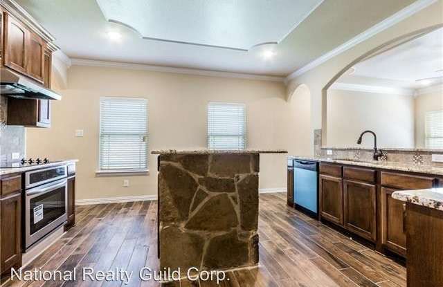 6300 Maritime Street Gallery 2