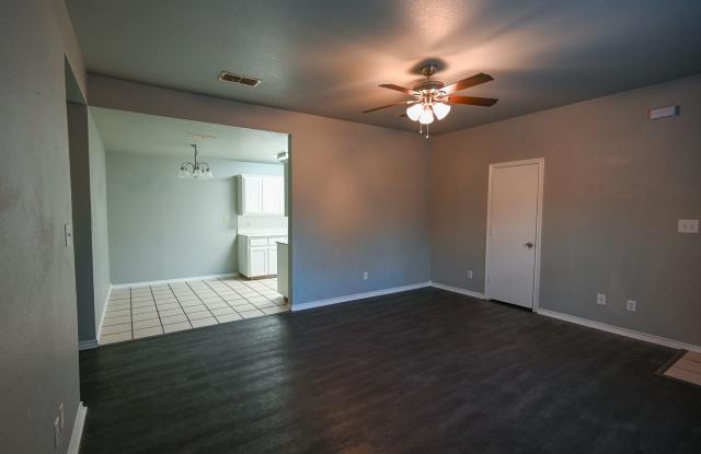 Duplex 3 bed 2 bath , Decatur TX Gallery 3