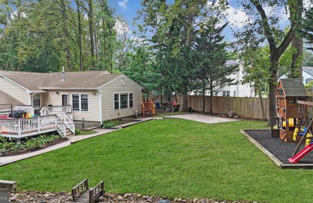 2918 GLENVALE Drive - 2918 Glenvale Drive, Merrifield, VA 22031