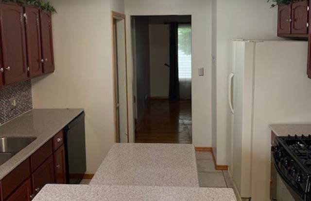 4619 Jefferson Gallery 4