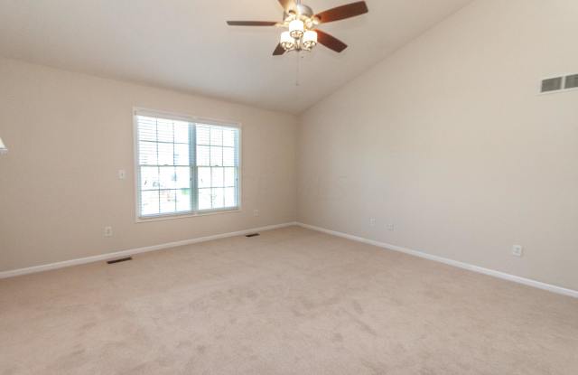 4528 Dover Commons Court Gallery 3