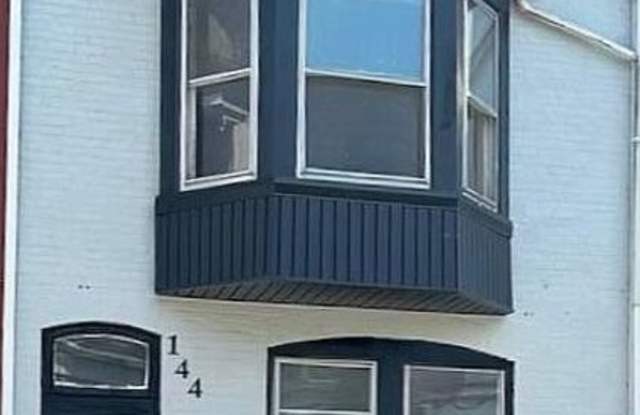 144 West Jackson Street - A photos photos