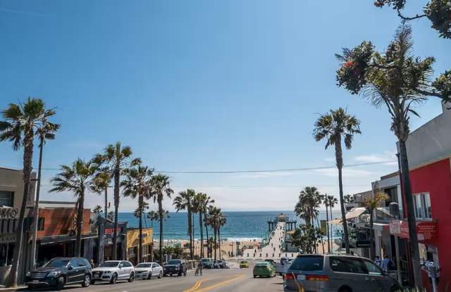 326 Rosecrans Avenue - 326 Rosecrans Avenue, Manhattan Beach, CA 90266