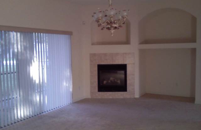 1929 Ancient Oak Dr Gallery 3