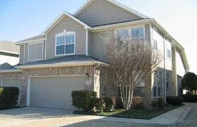 9936 Castlewood Drive - 9936 Castlewood Drive, Plano, TX 75025