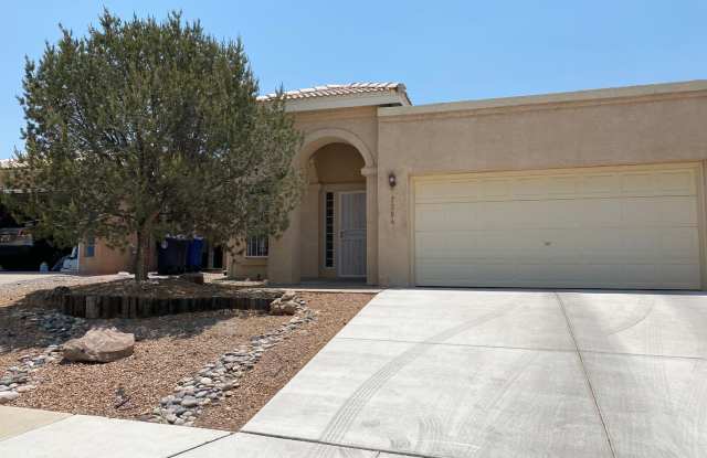 3 bedroom, 2 bathroom home in NE Heights *Open House Thursday 7/10 @ 3pm-4pm* photos photos