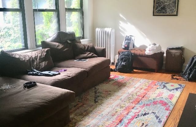 3159 N Hudson Ave E2 - 3159 North Hudson Avenue, Chicago, IL 60657