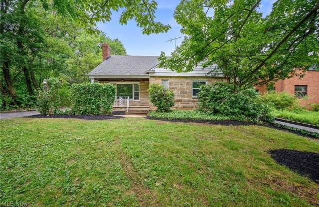 2118 S Belvoir Boulevard - 2118 South Belvoir Boulevard, South Euclid, OH 44121