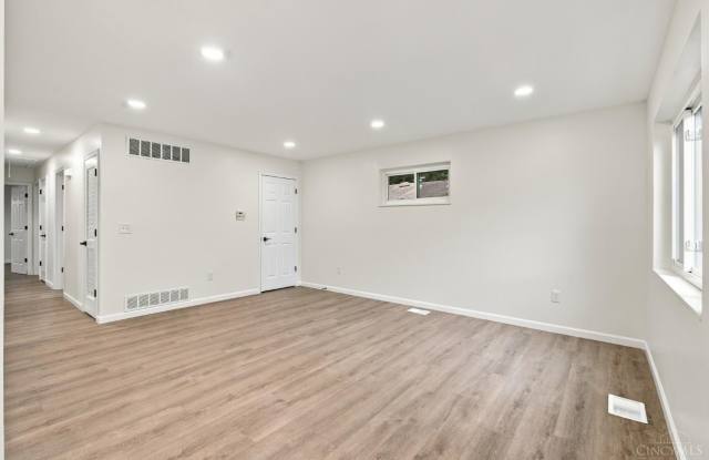 19 Miamiview Drive Gallery 4