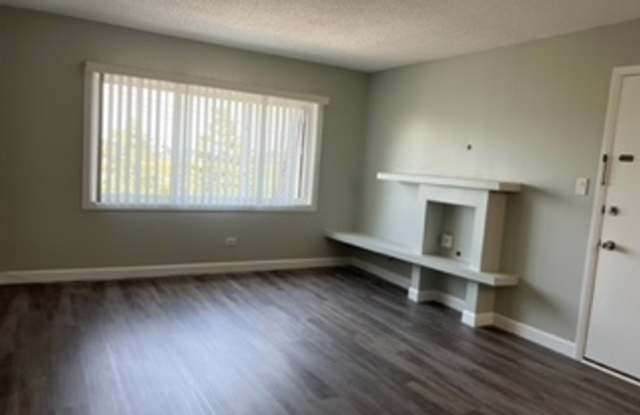 1422 Carol Ct Gallery 4