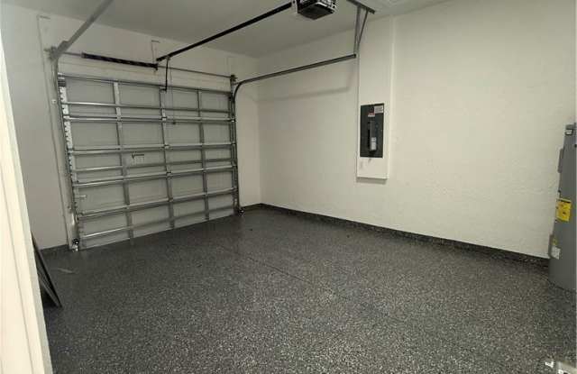 350 Limerick Avenue S Gallery 2