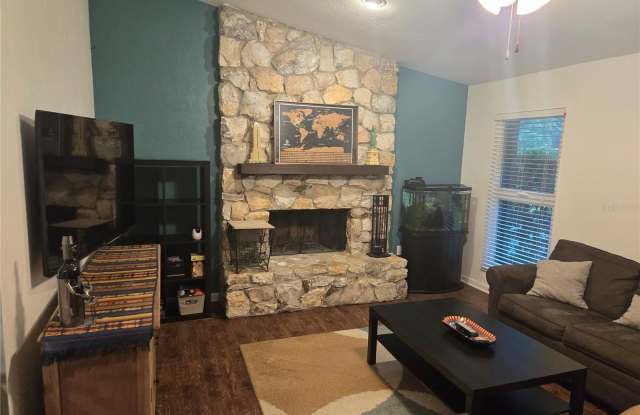 7605 SW 7TH Place Gallery 2
