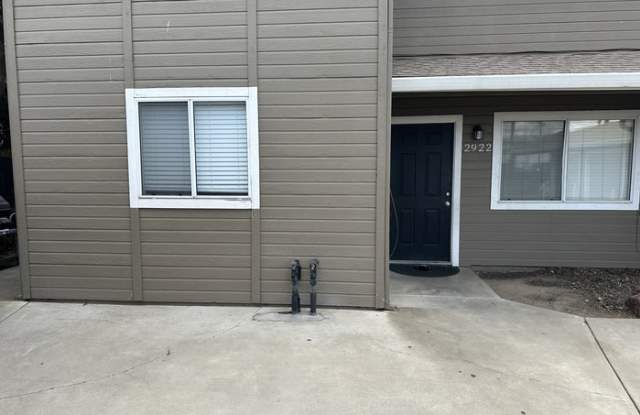 2922 Stanislaus Street Gallery 3