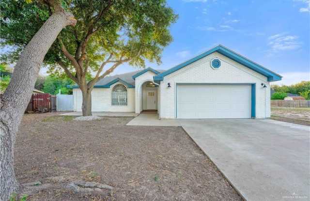 2200 E 19th Street photos photos