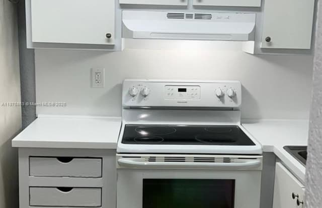 575 W 69th St photos photos 575 W 69th St photos photos