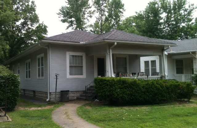 PRE-LEASING!! AVAILABLE JUNE 10TH! 3 Bedroom/1 Bathroom House photos photos