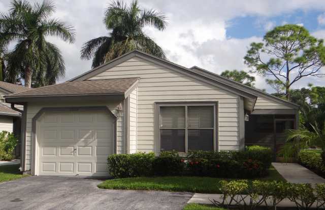 2529 BEDFORD MEWS Drive Gallery 1