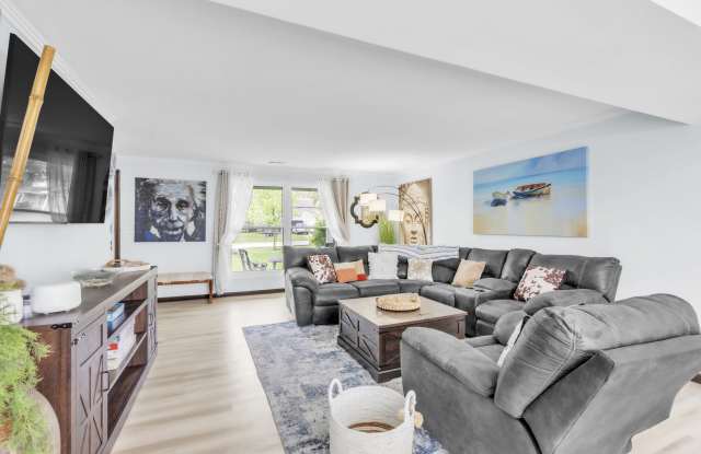 7320 Wrangler Trail - 1 Gallery 3