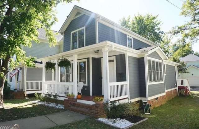 85 Hammock Place SE Gallery 1
