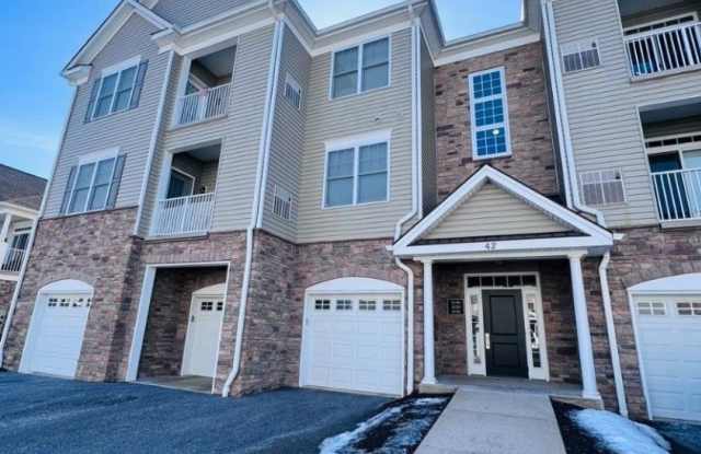 42 Elston Ct - 42 Elston Court, Wanaque, NJ 07420 42 Elston Ct - 42 Elston Court, Wanaque, NJ 07420