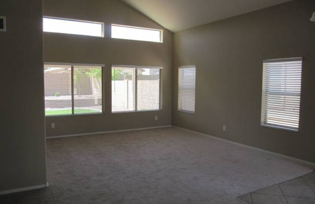 2541 W Canyon Way Gallery 4