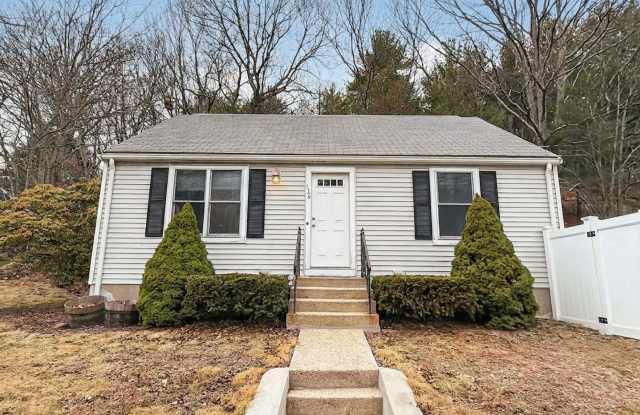 Beautiful House Available in Wakefield MA! photos photos