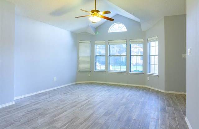 1208 Gordon Oaks Drive Gallery 2