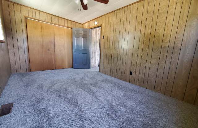 2 Bedroom House, Clinton Gallery 4