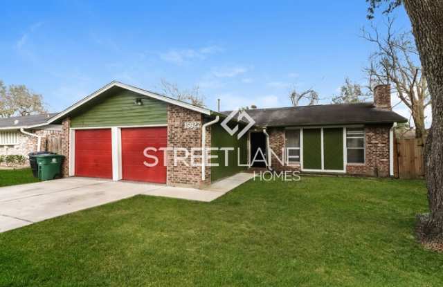 15927 Kenbrook Drive Gallery 2