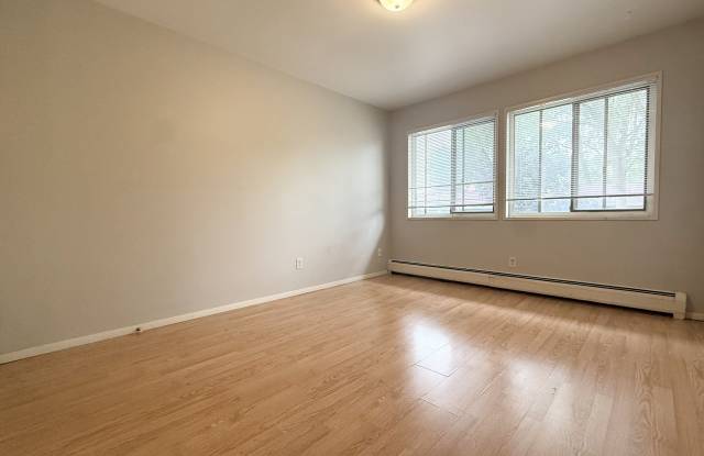 2080 Allen Boulevard - 25 photos photos 2080 Allen Boulevard - 25 photos photos