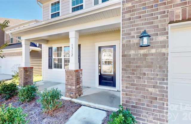 1312 Swift Lane Gallery 2
