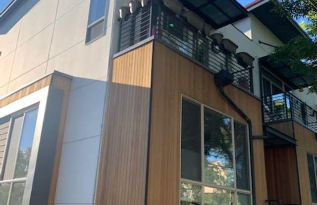 High End Madison Valley Row House ! photos photos