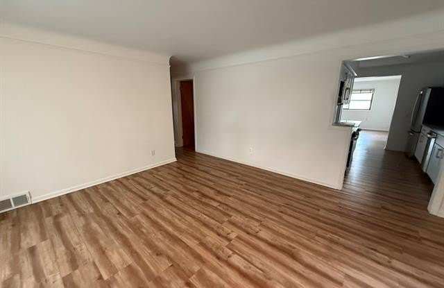 2210 NIGHTINGALE Street Gallery 2