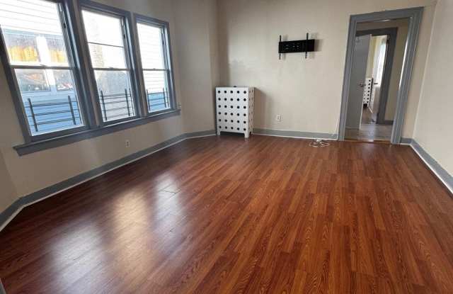 4334 Barnes Avenue photos photos