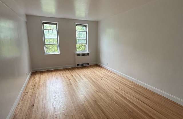 770 Bronx River Road photos photos