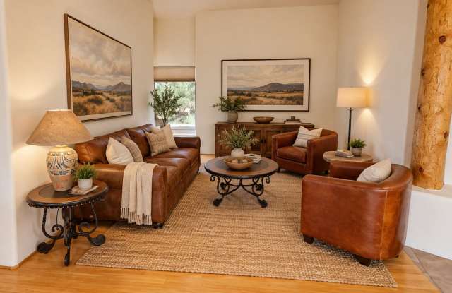 4 Beds 2 Baths Living Room Plus Den Patio Large Primary Windmill Ridge Gallery 4