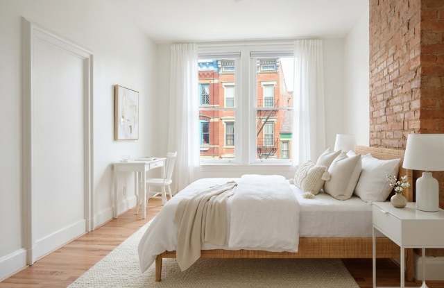 1329 Main St photos photos