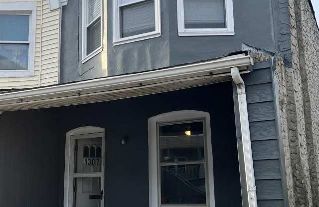 1307 Drexel Ave photos photos