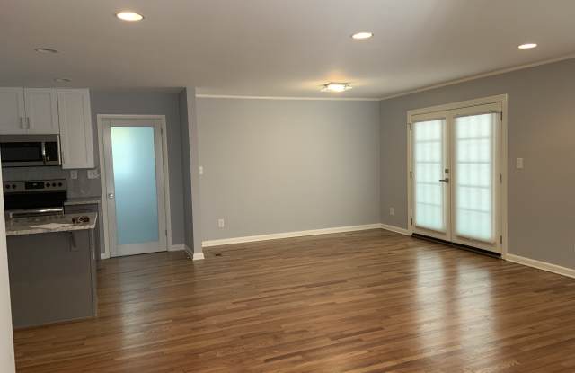 2282 Shamrock Drive Gallery 2
