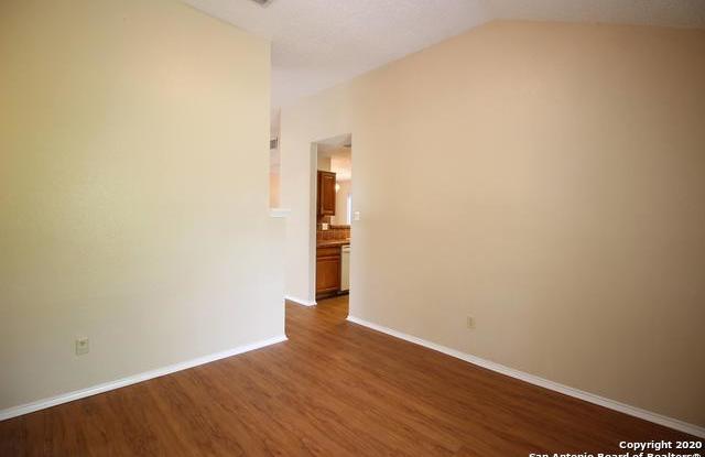 14915 TROPICAL STORM Gallery 4